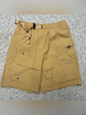 Nike Tech Pack Cargo Shorts Mens M Woven Unlined w/out Bag Twine DM5592-737
